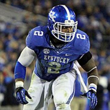 Bud Dupree en un partido de los Kentucky Wildcats.