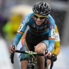 Van den Driessche: "La bici no era mía, yo no haría trampas"