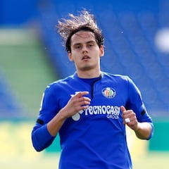 Cambio de guardia en la delantera azulona