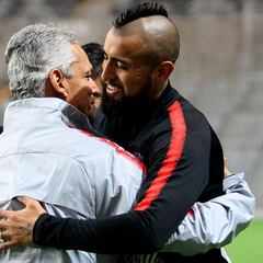 La historia de Rueda en Chile: Elogios, números y juego