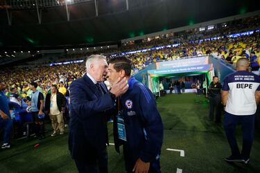 Córdova se encuentra con Ancelotti y lo que ocurre en el Maracaná es impensado: esta fue la reacción del italiano