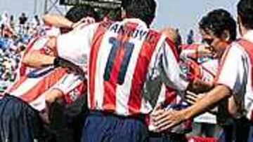 RECUPERAR EL OLFATO. El Atlético desea volver a recuperar el olfato goleador y marcar hoy en El Molinón. Sus jugadores se han conjurado para obtener los tres puntos ante el Sporting.