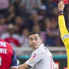 ¿Mala fama? Sambueza sufre una expulsión cada 21 partidos