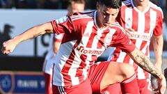 James Rodríguez durante un partido con Olympiacos por la Liga de Grecia.