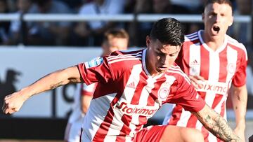 James Rodríguez durante un partido con Olympiacos por la Liga de Grecia.