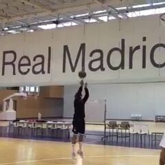 Una imagen que hará feliz al madridismo: ¡¡¡Llull ya encesta!!!