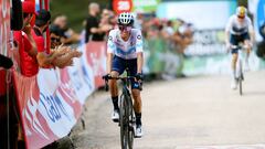 LES PRAERES-NAVA, SPAIN - AUGUST 28: Enric Mas Nicolau of Spain and Movistar Team crosses the finish line during the 77th Tour of Spain 2022, Stage 9 a 171,4km stage from Villaviciosa to Les Praeres. Nava 743m / #LaVuelta22 / #WorldTour / on August 28, 2022 in Les Praeres. Nava, Spain. (Photo by Justin Setterfield/Getty Images)