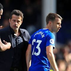 Yerry Mina se quedaría sin técnico por malos resultados