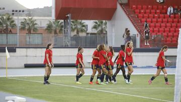 Las jugadoras de la Selección española Sub-17 celebran uno de los goles a Bélgica.