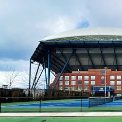 Italia imagina un tenis sin recogepelotas ni técnicos y con público reducido