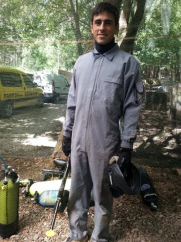 Hoy ha sido una jornada diferente para los jugadores del Celta ya que se han enfrentado en una divertida partida de paintball.