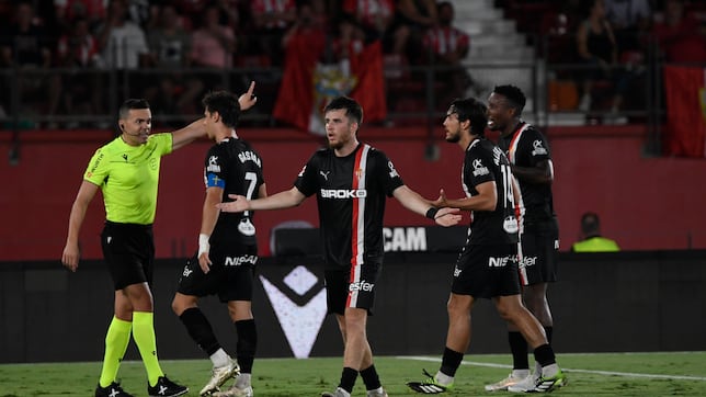 Dos bajas importantes para la próxima jornada de liga en El Molinón