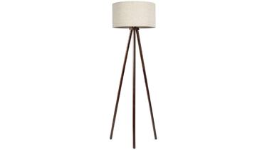 Ocho lámparas de pie para crear un ambiente más acogedor en casa