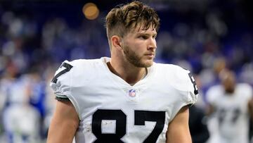 INDIANAPOLIS, INDIANA - JANUARY 02: Foster Moreau #87 of the Las Vegas Raiders walks off the field after a win over the Indianapolis Colts at Lucas Oil Stadium on January 02, 2022 in Indianapolis, Indiana. (Photo by Justin Casterline/Getty Images)