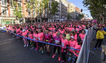 Las calles de Madrid se ti?en de rosa