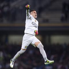 Dos mexicanos entre los porteros menos goleados del Clausura 2023