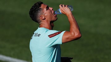 FILE PHOTO: Soccer Football - World Cup - UEFA Qualifiers - Portugal Training - Cidade do Futebol, Lisbon, Portugal - August 30, 2021 Portugal's Cristiano Ronaldo during the warm up REUTERS/Pedro Nunes/File Photo