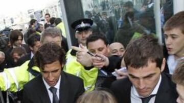 Casillas, Puyol, Xavi y Raúl optan al premio Golden Foot