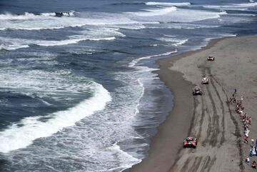 Cuarta etapa del Dakar en imágenes