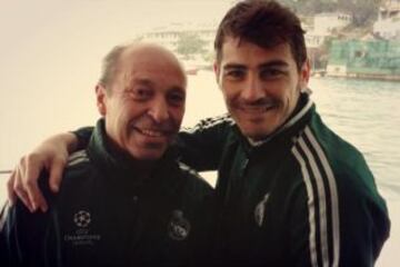 Iker Casillas subi&oacute; esta foto con Pedro Chueca a su red social.