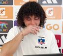 A los jugadores de Colo Colo les muestran fotos de cuando eran niños y así reaccionan