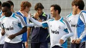 Carvalho vuelve a entrenarse con el primer equipo