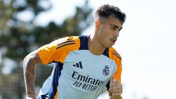 Reinier se entrena con el Real Madrid.
