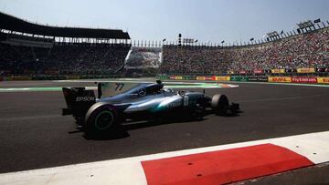 Bottas con el Mercedes en M¨¦xico.