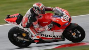 Dovizioso manda en Misano.