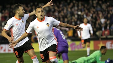 Valencia da el golpe y gana al Madrid con gol de Orellana