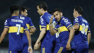 Soccer Football - Copa Libertadores - Libertad v Boca Juniors - Estadio La Nueva Olla, Asuncion, Paraguay - September 17, 2020 Boca Juniors&#039; Eduardo Salvio celebrates scoring their first goal with teammates Pool via REUTERS/Jorge Saenz