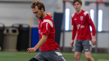 Era figura en la B chilena, se fue a Estados Unidos y en su primer partido hizo esto: ¡golazo!