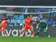 Real Sociedad y Celta de Vigo empataron a uno en la primera vuelta en Balaídos.