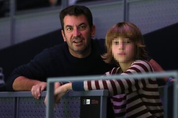 Television presenter, Arturo Valls, and his son.