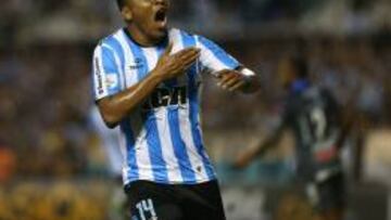 En Argentina, Roger también jugó en Deportivo Santamarina y Aldosivi.