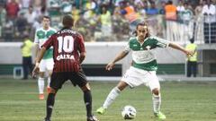 "Las charlas de Valdivia son
con el balón en los pies"