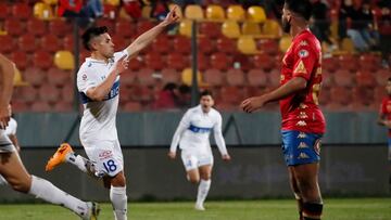 El curioso insulto de Aravena al árbitro que acabó en tarjeta roja