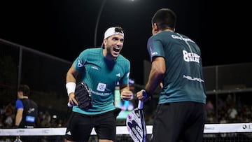 Galán y Chingotto celebran la victoria.