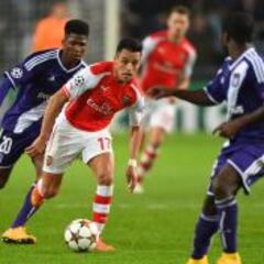 Sánchez fue la excepción en un Arsenal lento y predecible