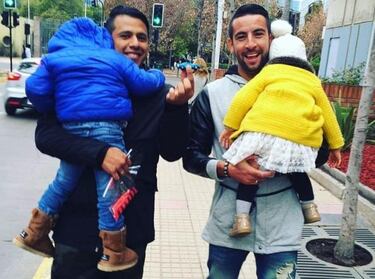 “Mauricio Isla se fue de la UC porque Holan trabajaba muy mal... Ariel sólo entrenaba una hora”