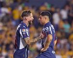Mexicanos aprenden de Sergio Ramos en Rayados: “Afortunados de compartir vestidor con él”