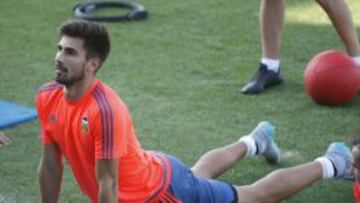 André Gomes, durante el entrenamiento.