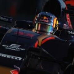 Carlos Sainz llega a Australia cerca de los Ferrari