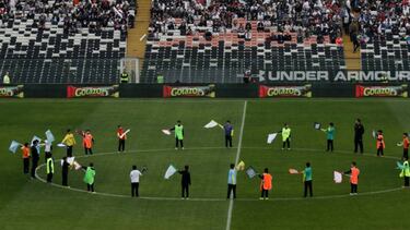El niño que enloqueció de amor al fútbol