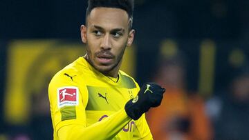 Aubameyang, vistiendo la camiseta local del Dortmund.