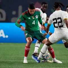 Edson Álvarez “very happy with the performance and effort” against Germany
