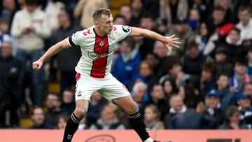 James Ward-Prowse es uno de los mejores futbolistas para ejecutar las faltas en la Premier League y está muy cerca de igualar un récord de David Beckham.