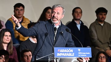 El candidato del PP a la reelección a la Presidencia del Gobierno de Aragón, Jorge Azcón, interviene en un acto de campaña electoral, en el cine Palafox, a 25 de enero de 2026, en Zaragoza, Aragón (España). La presidenta de la Comunidad de Madrid, Isabel Díaz Ayuso, se ha desplazado este fin de semana a Zaragoza para participar en la campaña electoral del candidato del PP a la reelección el próximo 8 de febrero, Jorge Azcón.
25 ENERO 2026;CAMPAÑA ELECTORAL;ELECCIONES AUTONÓMICAS
Ramón Comet / Europa Press
25/01/2026