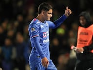 Gabriel Fernandez of Cruz Azul receives red card during the 4th round match between FC Juarez and Cruz Azul as part of the Liga BBVA MX, Torneo Clausura 2026 at Olimpico Benito Juarez Stadium, on January 30, 2026 in Ciudad Juarez, Chihuahua, Mexico.