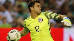 Toselli se impone y será el portero de la Roja en Paraguay